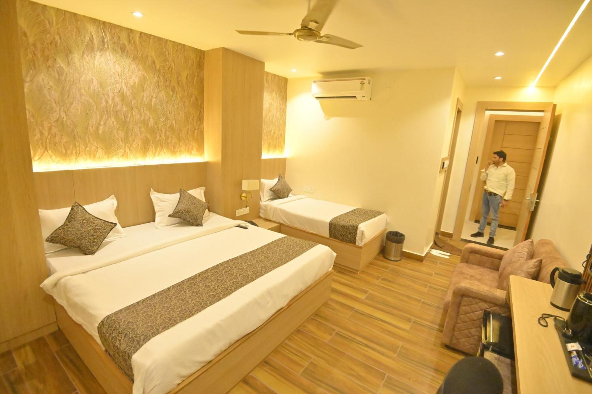 Hotel JK palace Allāhābād Junction Eksteriør billede
